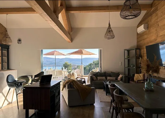 Fautea Verdon Villa *